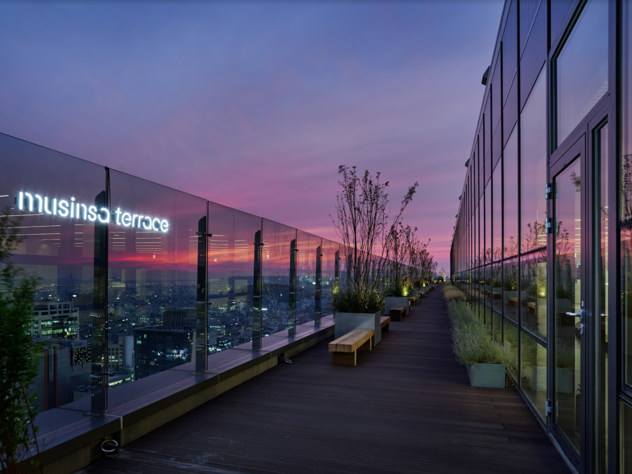 무신사 테라스.png