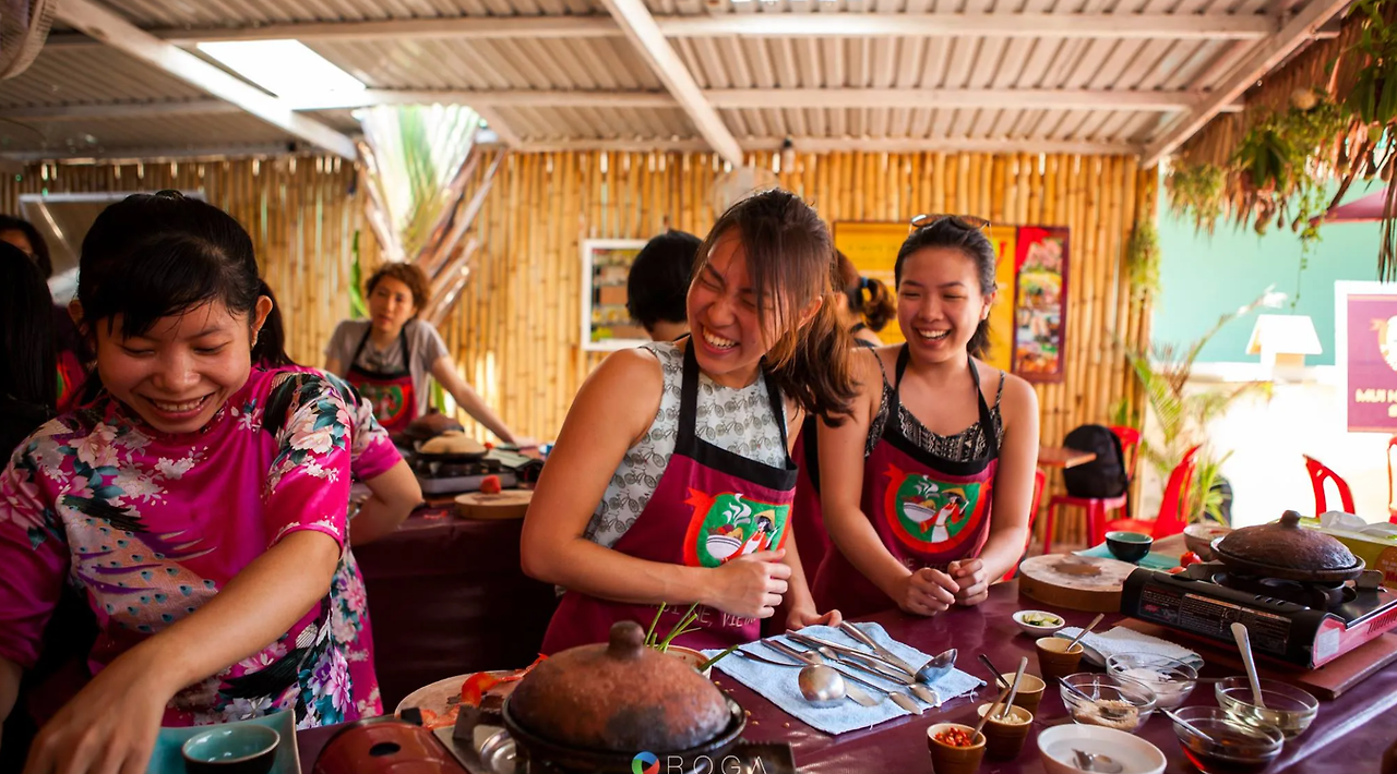 classic-vietnamese-cooking-class-with-ham-tien-market-tour_J1hny1V.png