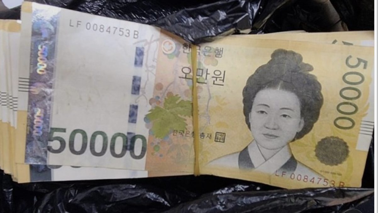 스크린샷 2023-03-07 오전 7.00.31.png