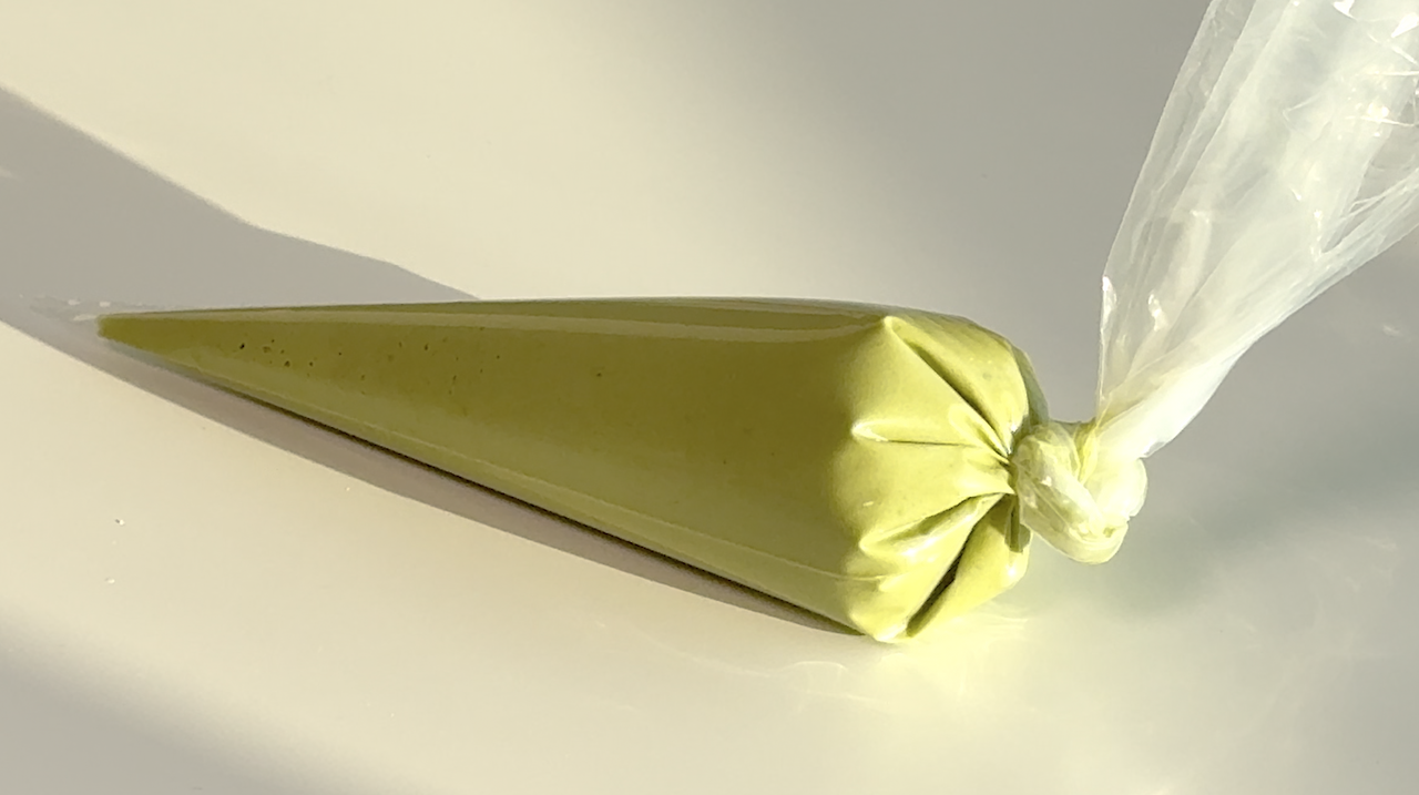 20251219 Christmas tree matcha chocolate4.png