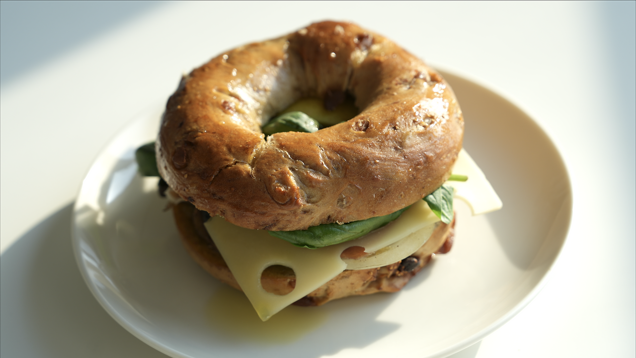Thumbnail_20250320 Mushroom Cheese Bagel Sandwich.png