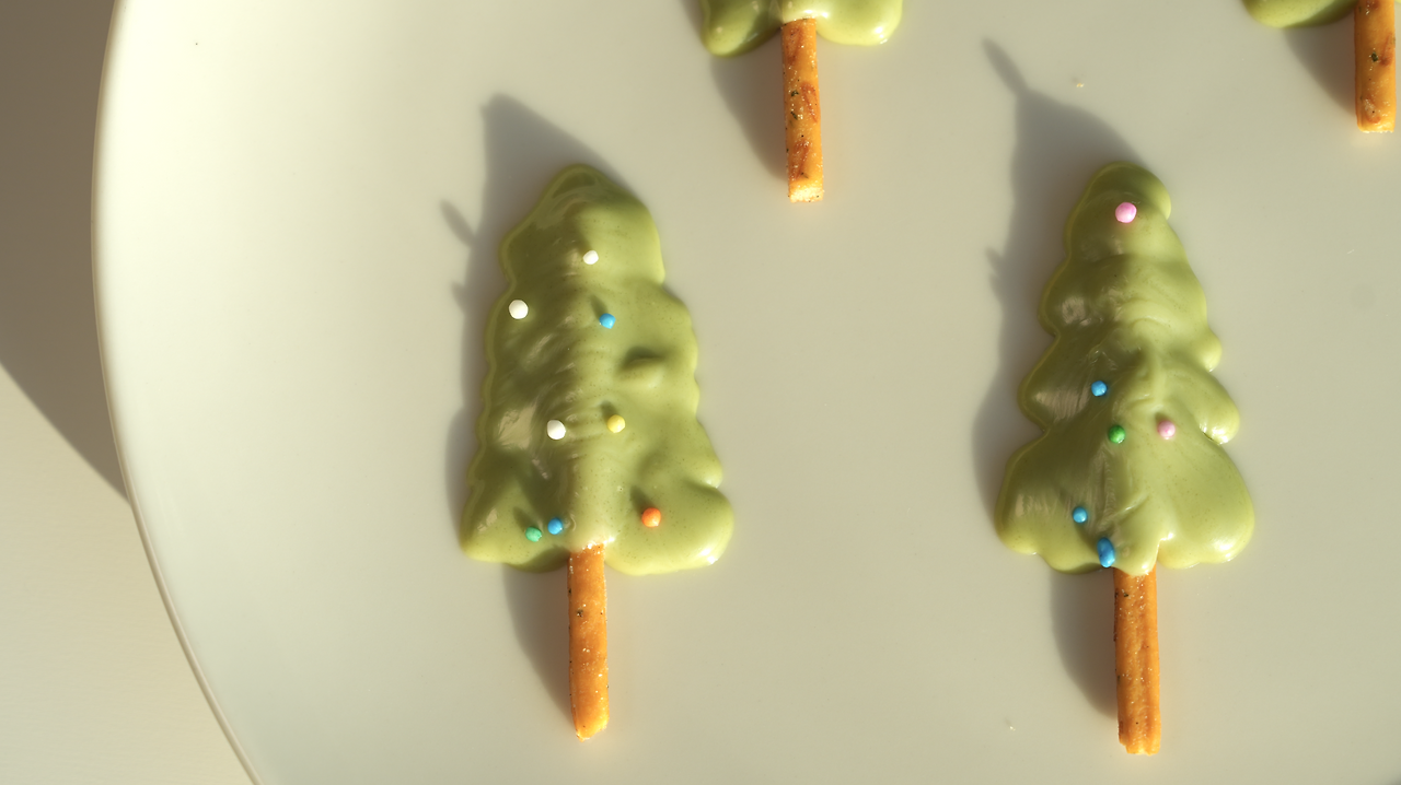 20251219 Christmas tree matcha chocolate6.png