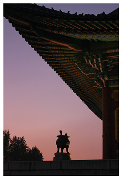 향로의 실루엣.png