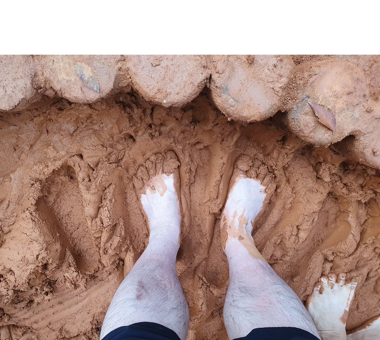 황토 웅덩이.png