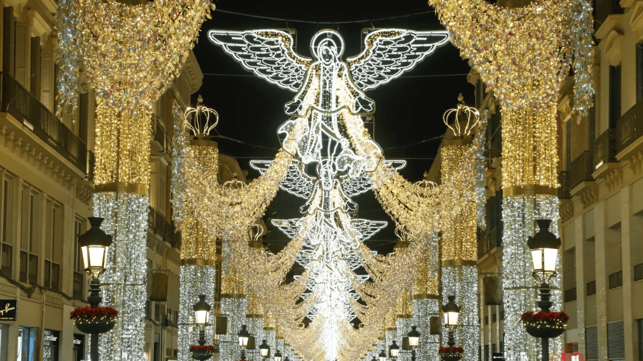 5-lugares-especiales-para-ver-el-alumbrado-de-Navidad-en-Espana.png