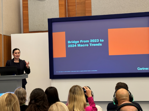 ubob hr  2024 generative AI_01.png