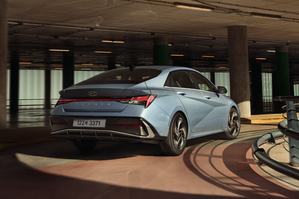 Hyundai-Avante-2-1024x683.png
