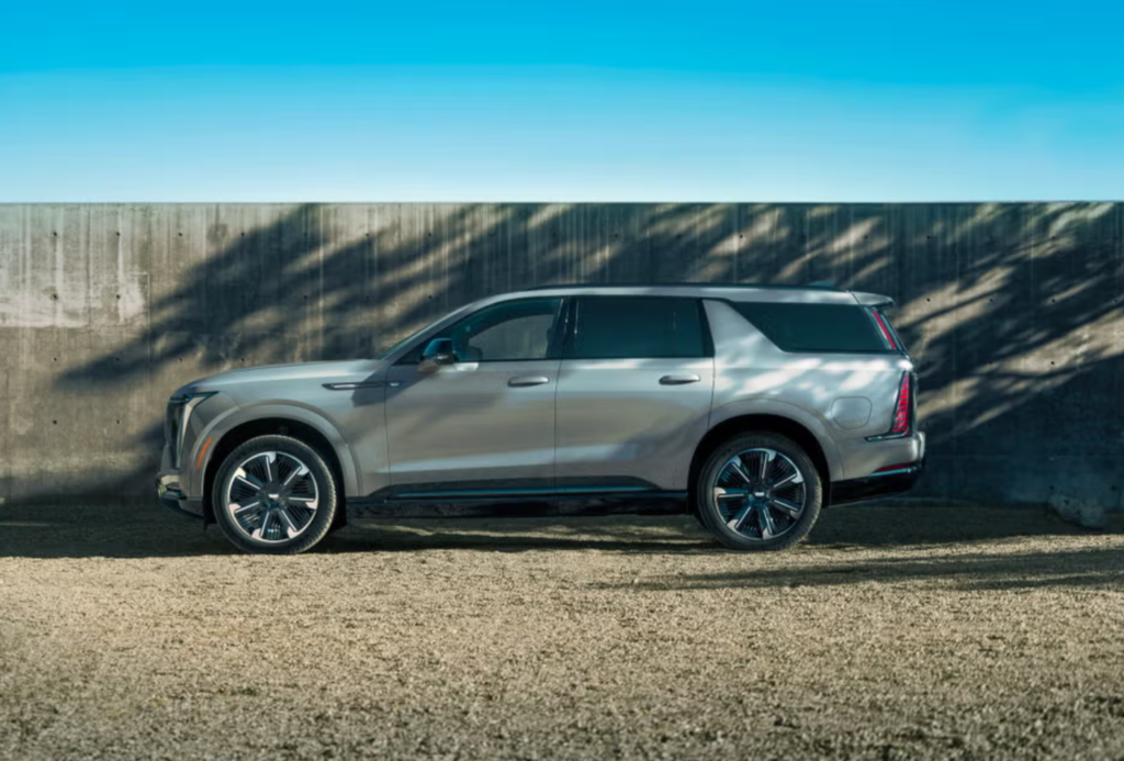 2026-All-Electric-Escalade-IQL-2-1024x693.png