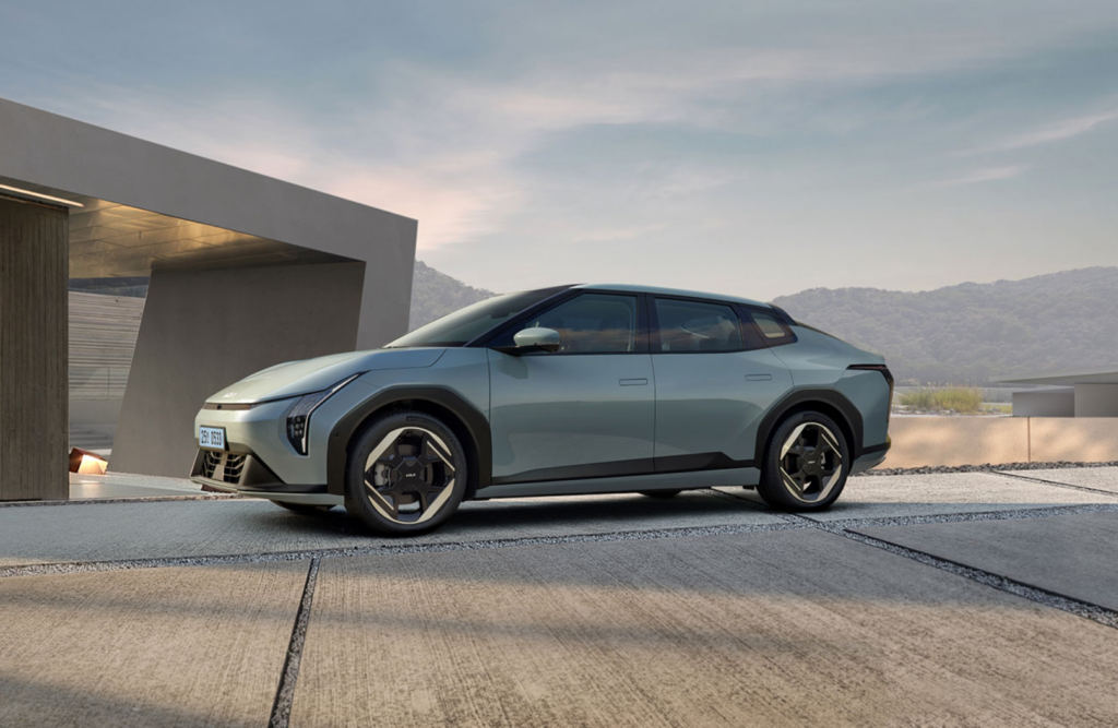 Kia-EV4-3-1024x667.png