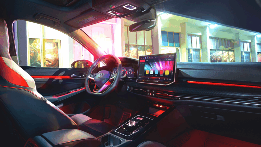 VW_NGW6_Showroom_Golf-GTI_Gallery_Interior-1024x576.png