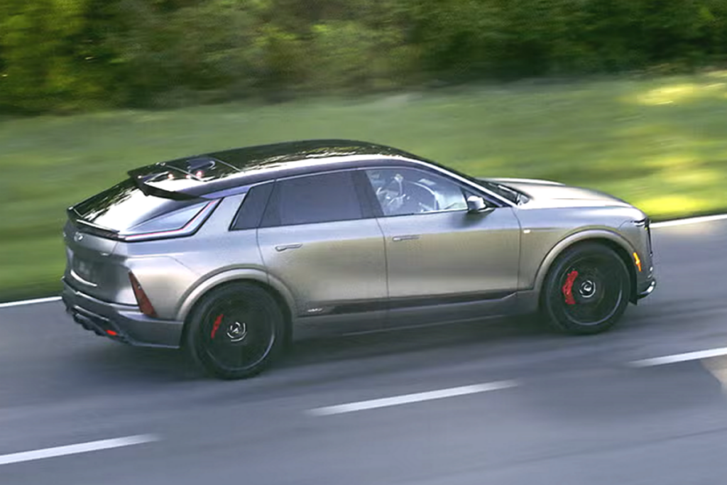 2026-Cadillac-Lyriq-V-SUV-1024x683.png
