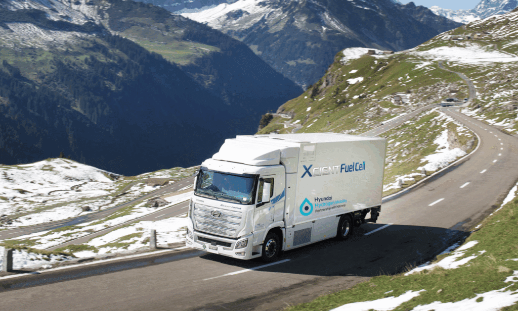 Hyundai-Xcient-hydrogen-electric-truck-4-1024x616.png