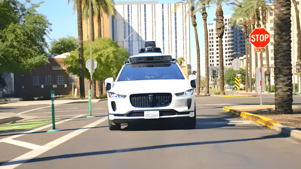 Waymo-driverless-taxi-1024x576.png