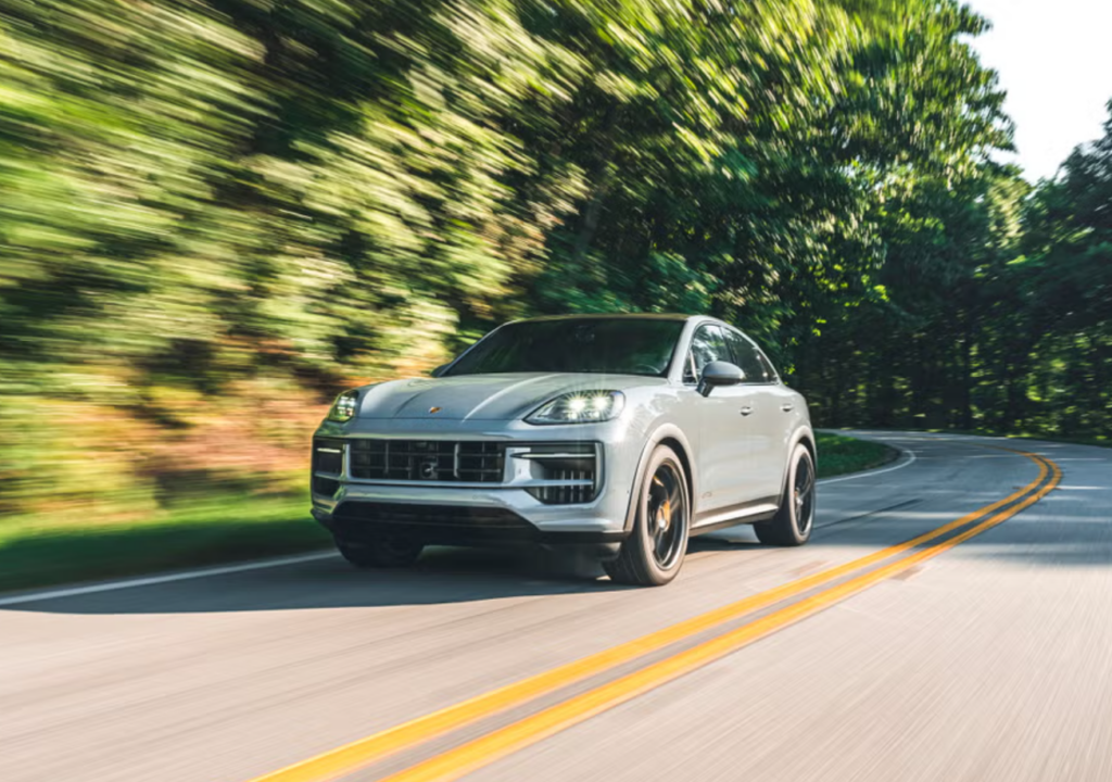 2025-Porsche-Cayenne-GTS-3-1024x720.png