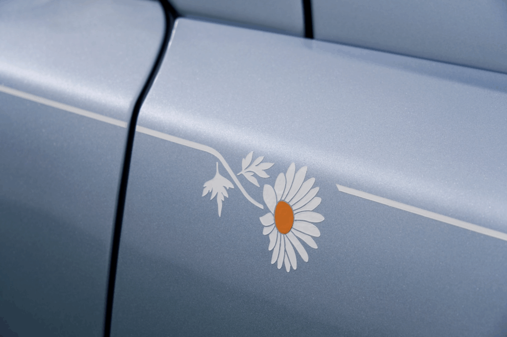 Rolls-Royce-Cullinan-Daisy-1-1024x681.png
