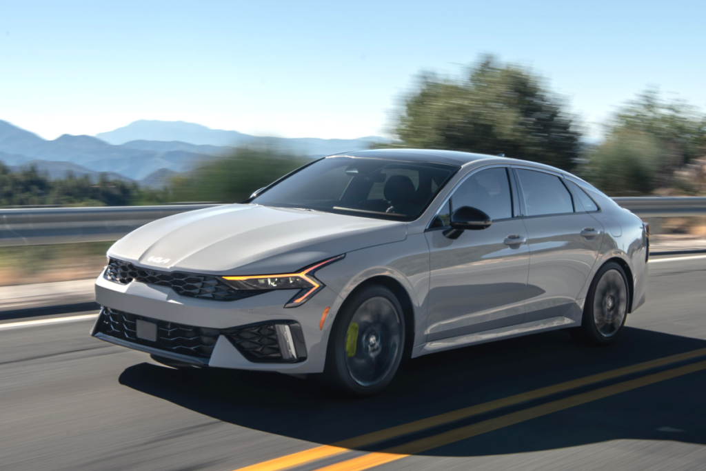 kia-k5-1024x683.png