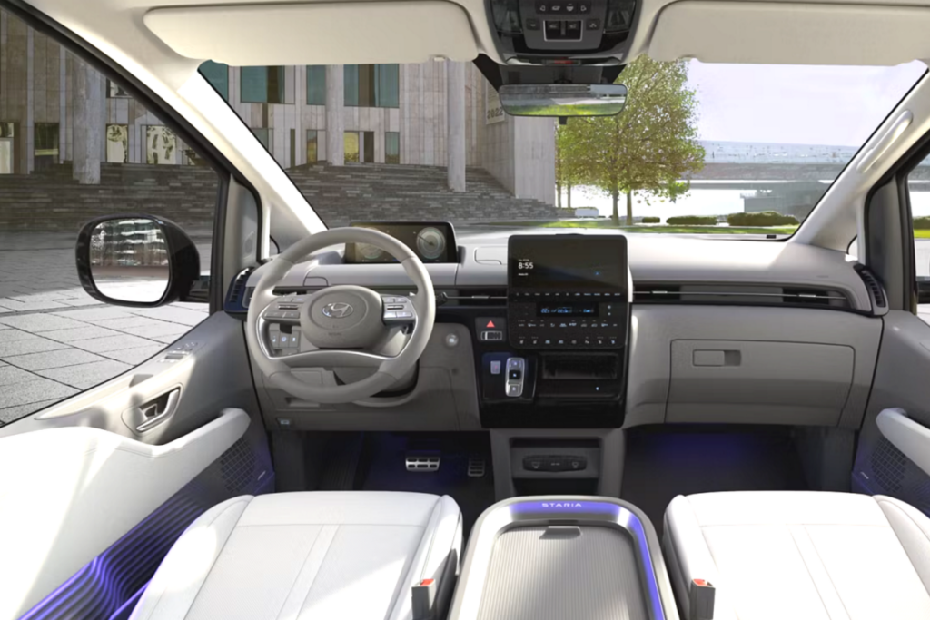 Hyundai-Staria-1024x683.png