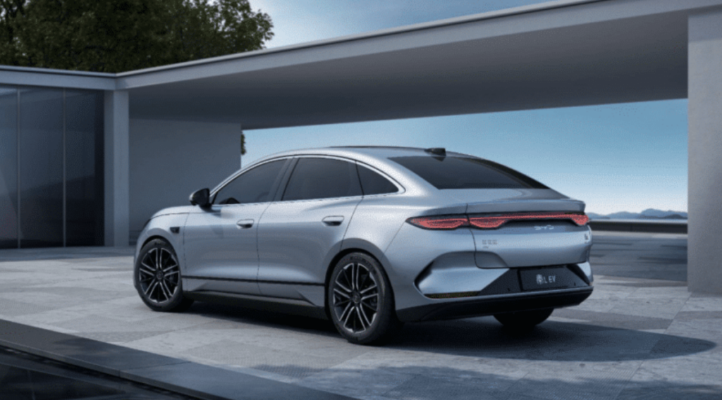 BYD-Qin-L-EV-6-1024x568.png