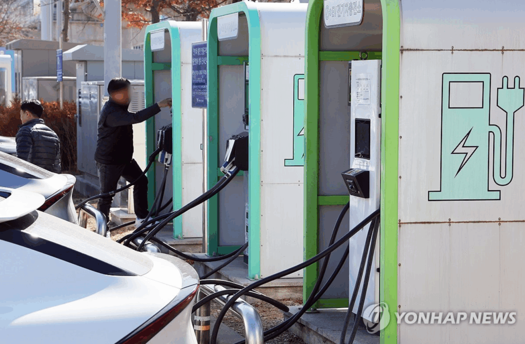 Chinese-electric-vehicle-battery-injection-4-1024x671.png