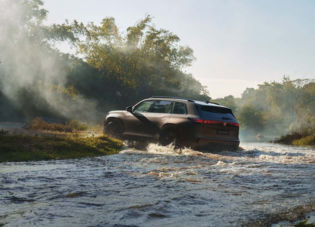 Volkswagens-new-Teramont-Pro-6-1024x738.png