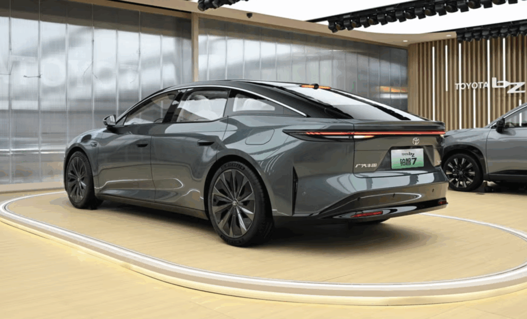 Toyota-bZ7-5-1024x621.png