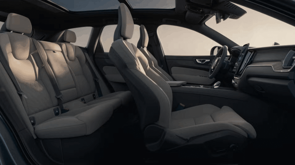 2025-Volvo-XC60-2-1024x573.png