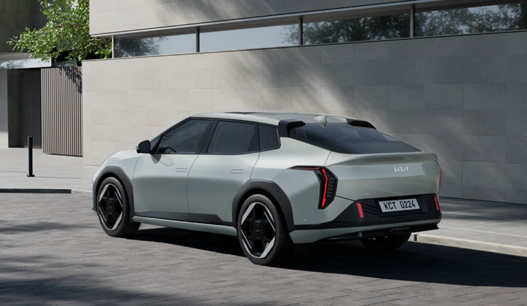 Kia-EV4-5-2-1024x596.png