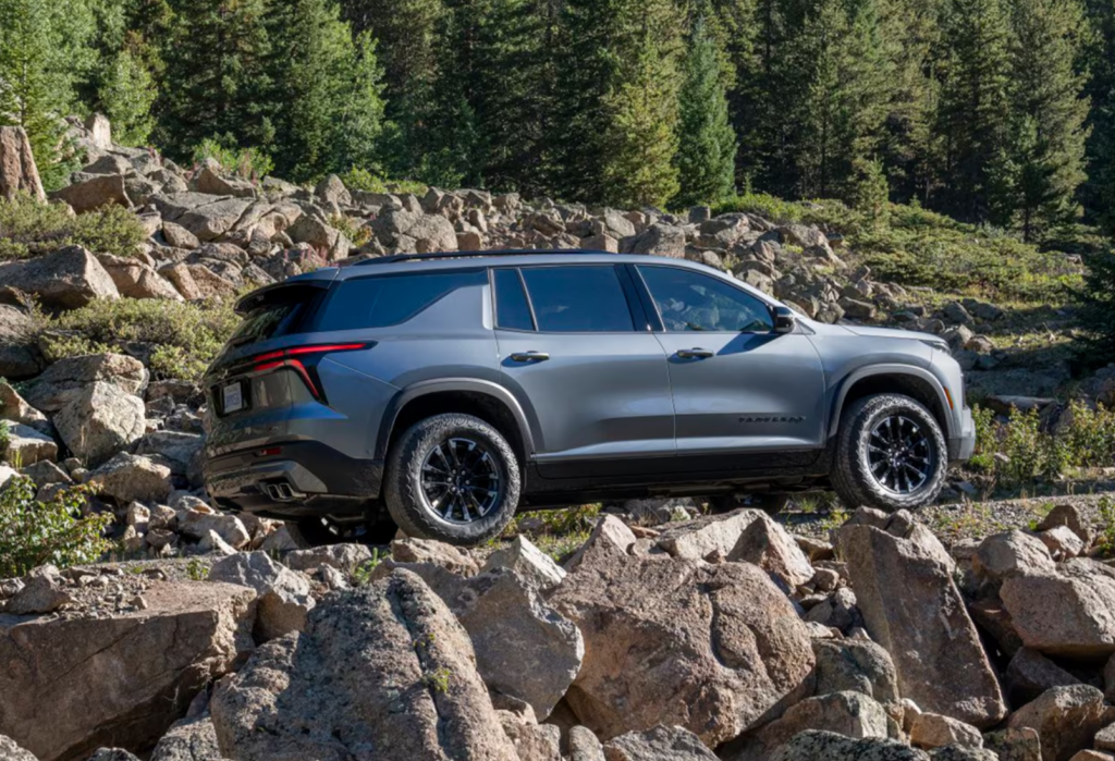 Chevrolet-2025-Traverse-4-1024x699.png