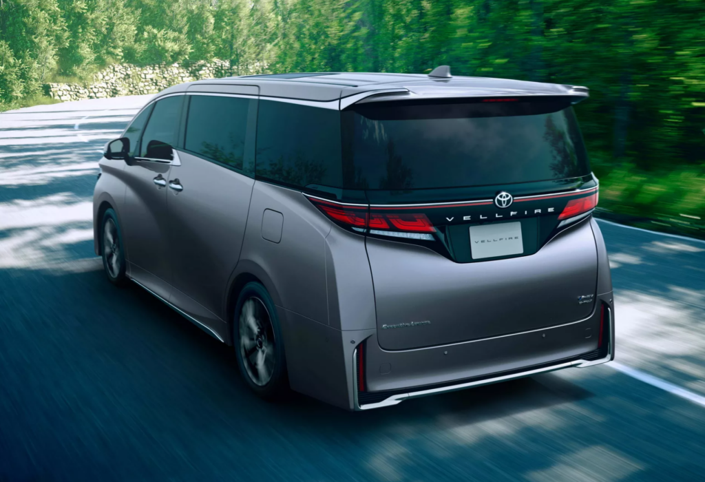 Toyota-Vellfire-2-1024x700.png