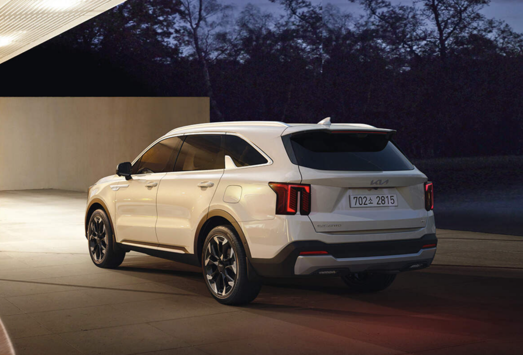 Kia-Sorento-1-2-1024x695.png