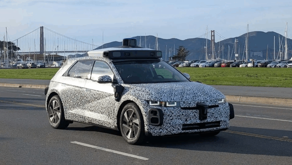Hyundai-Ioniq-5-Robotaxi-Road-Test-6-1024x581.png