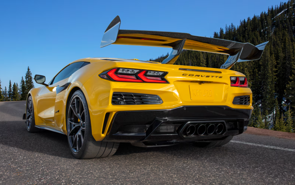 Chevrolet-2025-Corvette-ZR1-2-1024x642.png