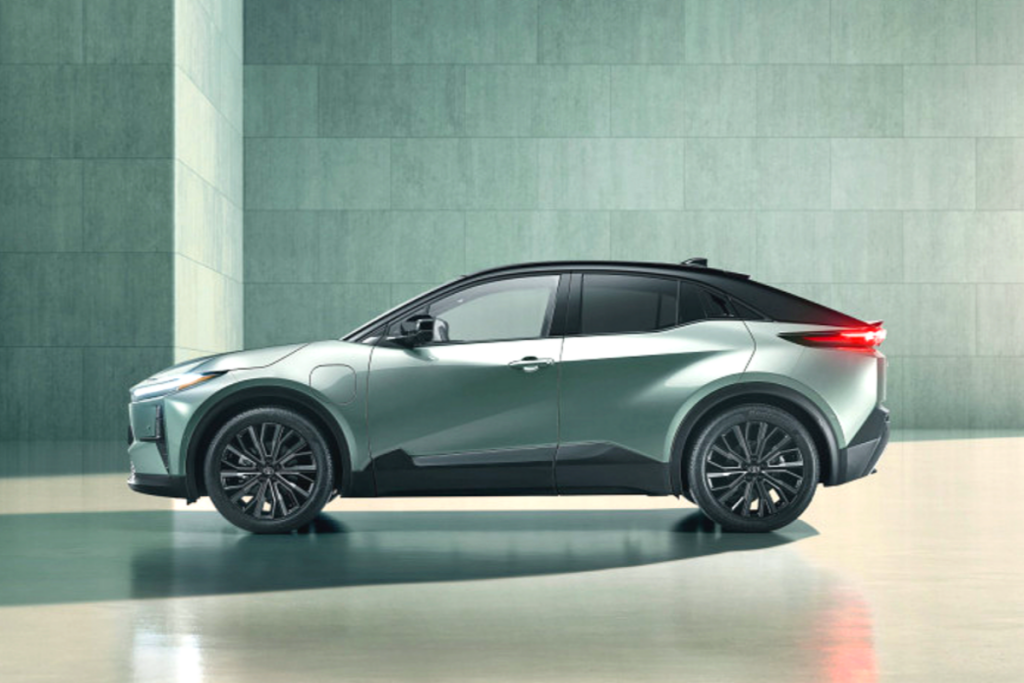 Toyota-C-HR-1024x683.png