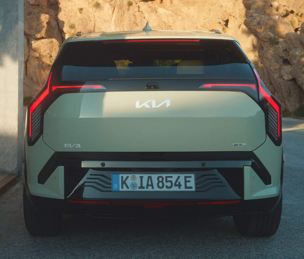 Kia-EV3-2-1-1024x872.png