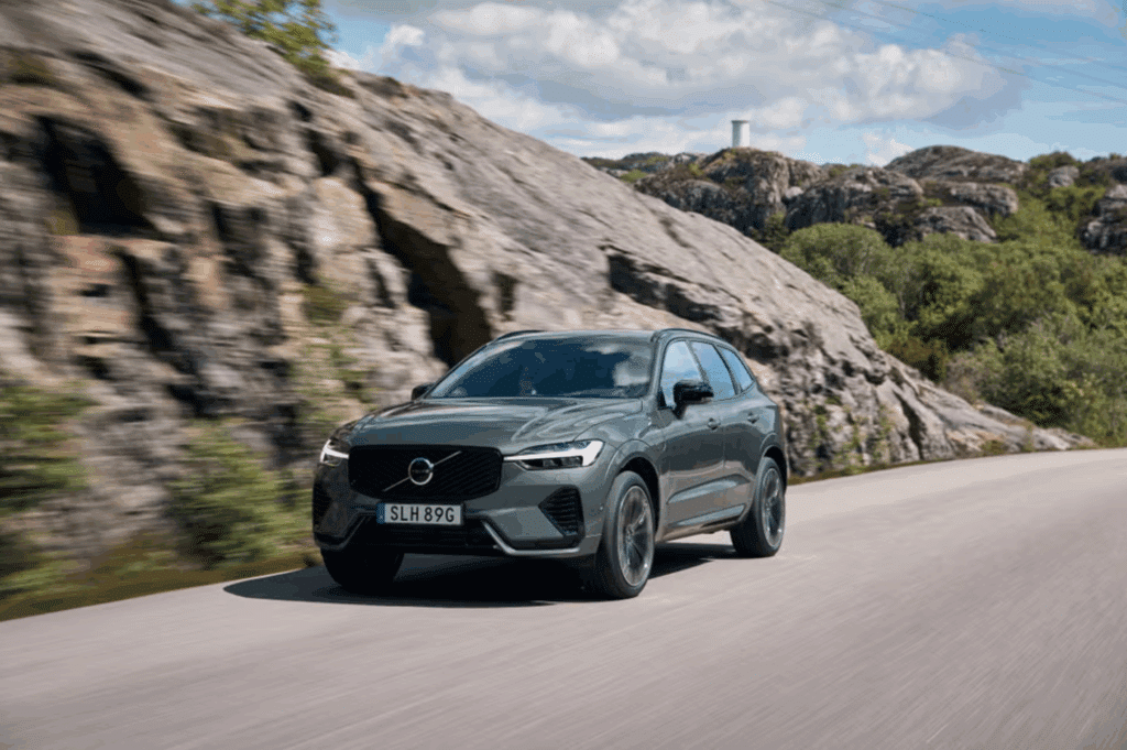 2026-Volvo-XC60-5-1024x681.png
