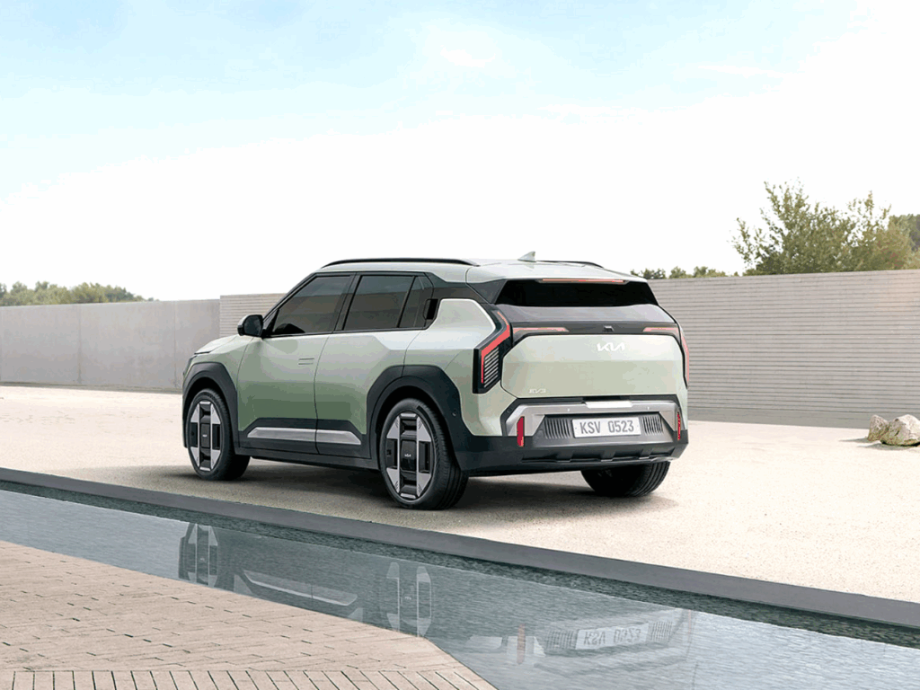 Kia-EV3-World-Car-of-the-Year-1024x768.png