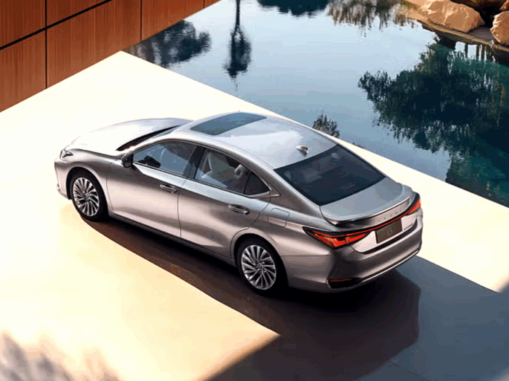 Lexus-ES-1024x768.png