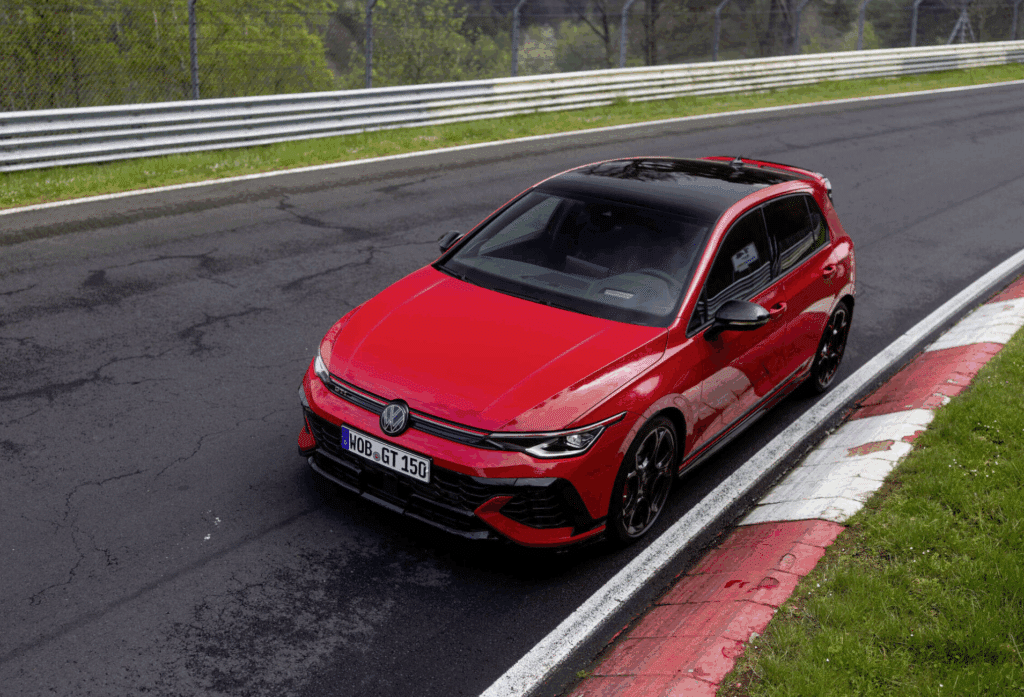 Volkswagen-Golf-GTI-Edition-50-2-1024x697.png