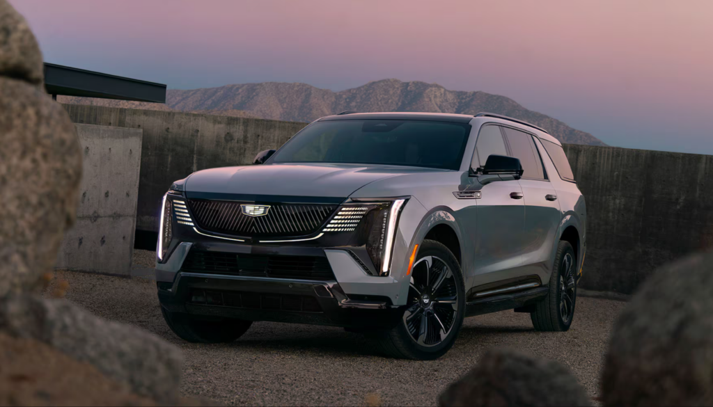 Cadillac-Escalade-IQL-4-1024x585.png