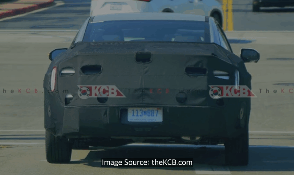 Hyundai-Avante-full-change-spy-shots-1-1024x612.png