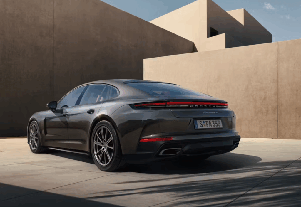 Porsche-Panamera-1024x705.png