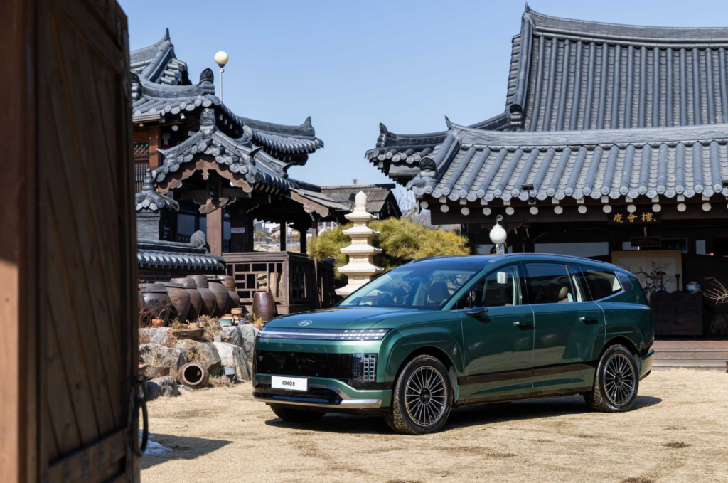 Hyundai-Ioniq-9-4-1024x679.png