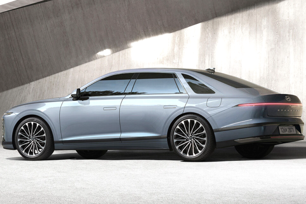 Hyundai-Grandeur-1024x683.png