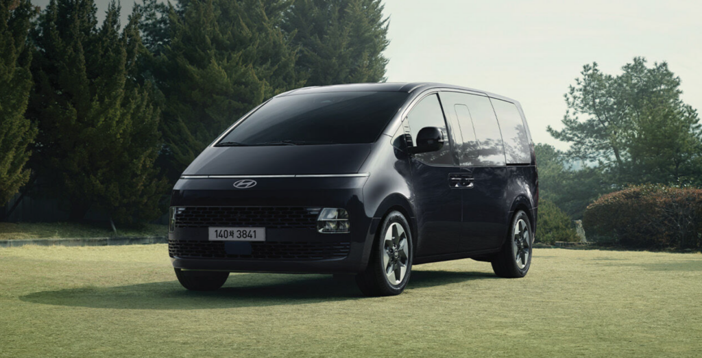 Hyundai-Staria-2-1024x523.png