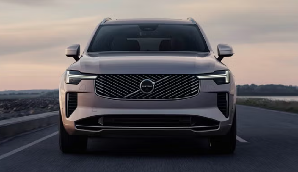Volvo-XC90-6.png