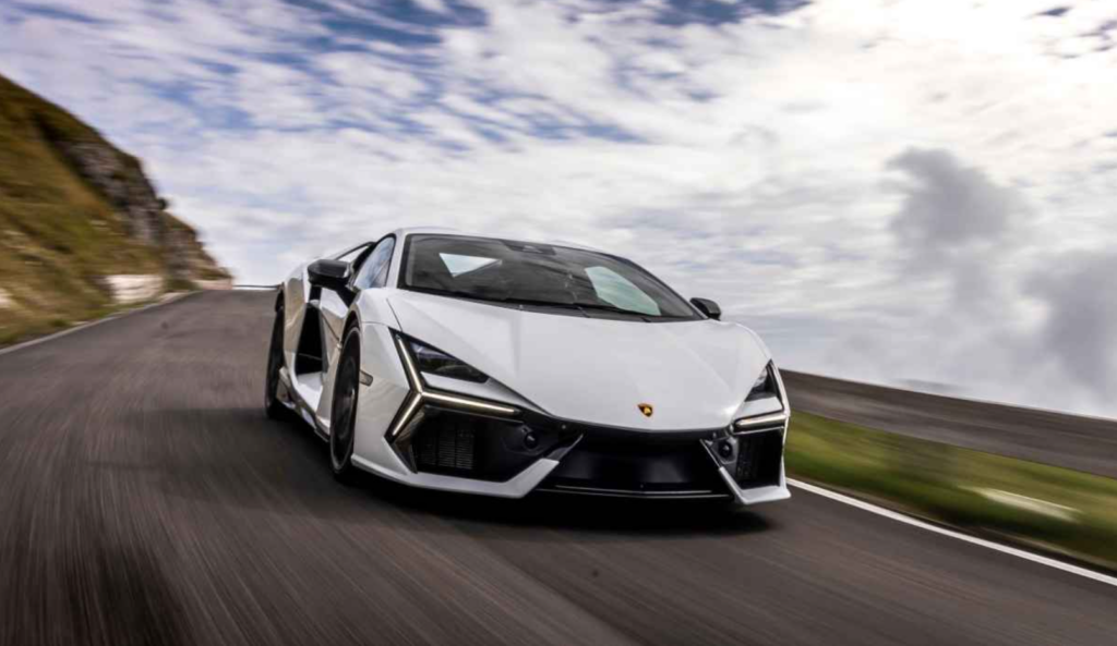 Lamborghini-Revuelto-1-1024x593.png