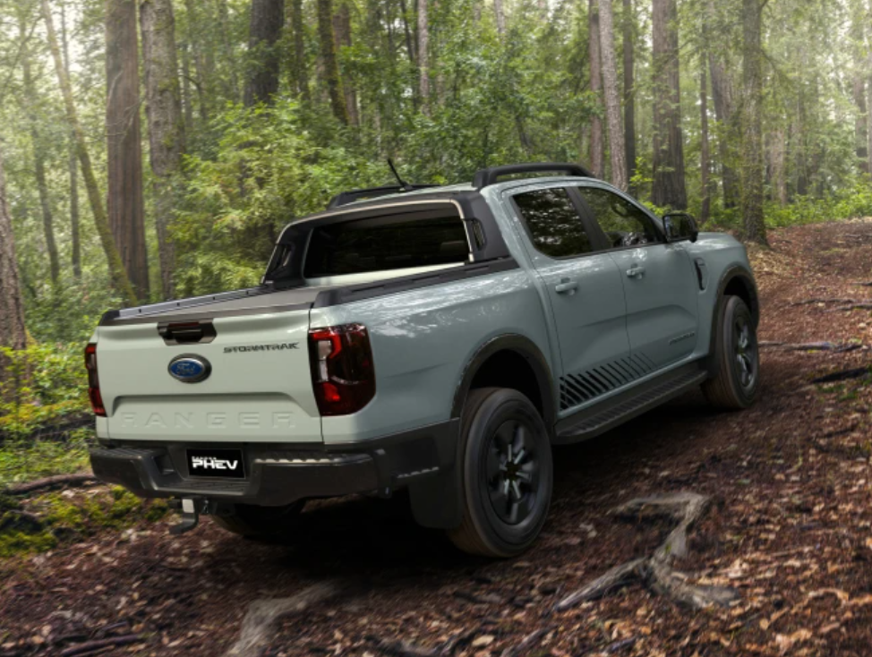Ford-Ranger-PHEV-5.png