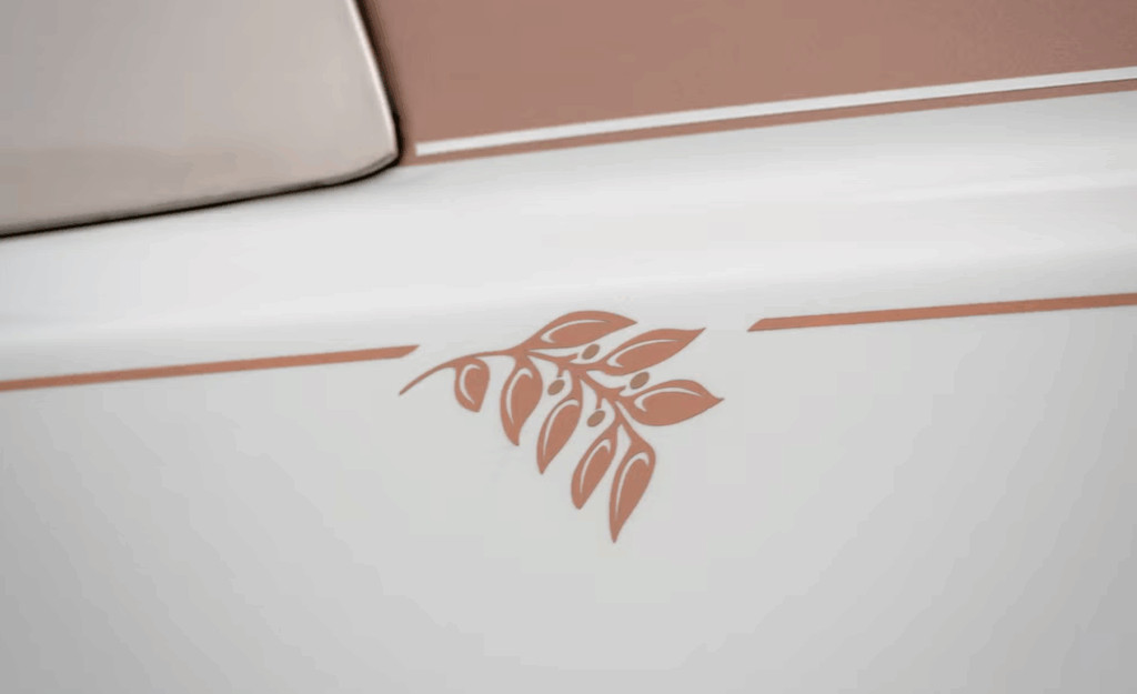 Rolls-Royce-Phantom-Dentelle-3-1024x625.png