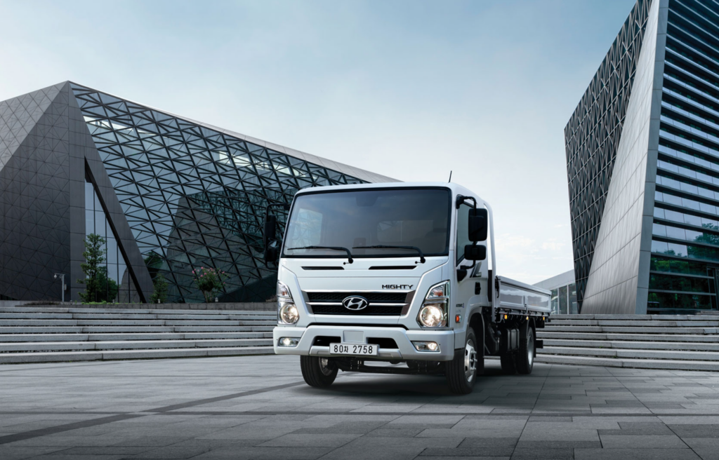 Hyundai-2025-The-New-Mighty-1-1024x656.png
