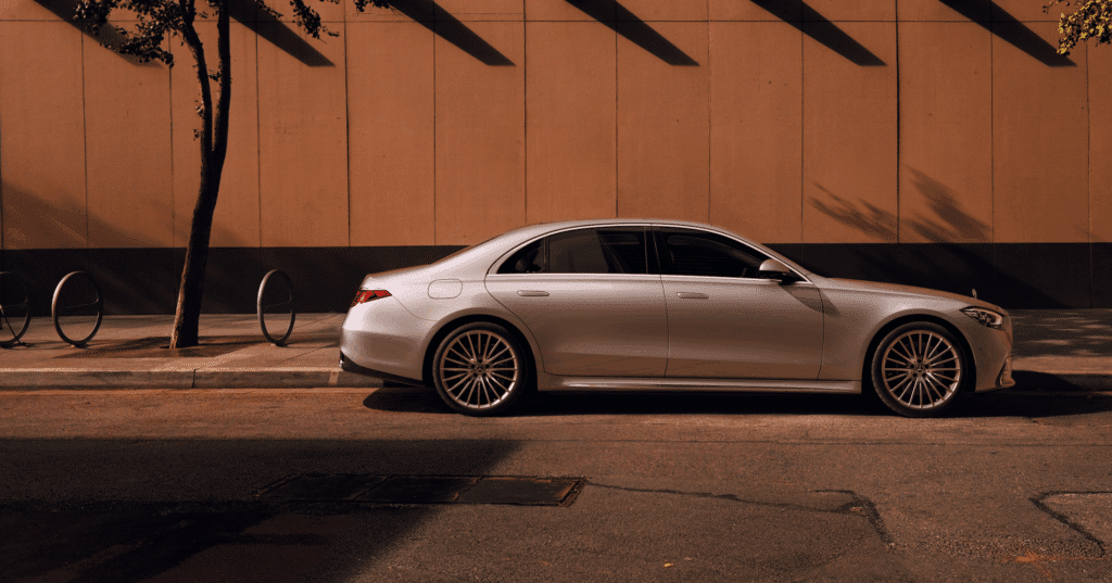 Mercedes-Benz-S-Class-4-1024x537.png